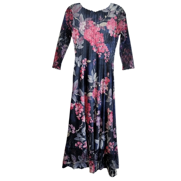 Komarov Charmeuse Lace midi dress - Picture 3 of 8